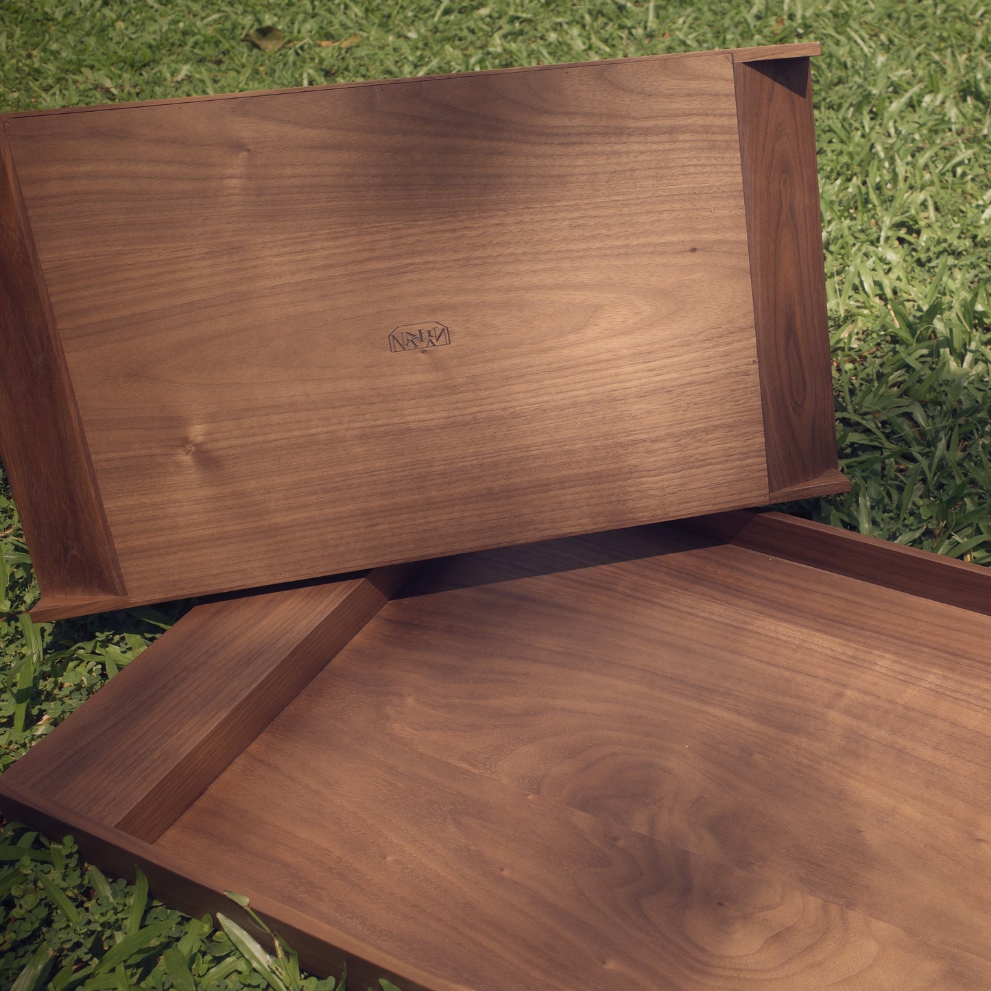 FLOAT TRAY