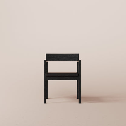 SLOT CHAIR
