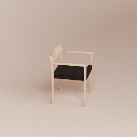SLOT CHAIR
