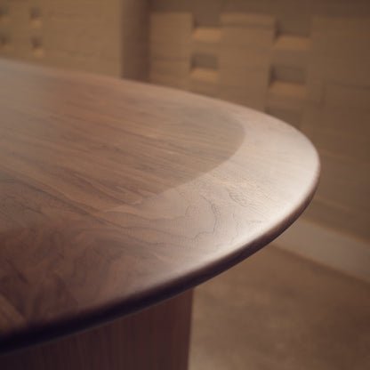 PIE DINING TABLE