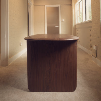 PIE DINING TABLE