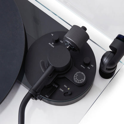 TRANSPARENT TURNTABLE