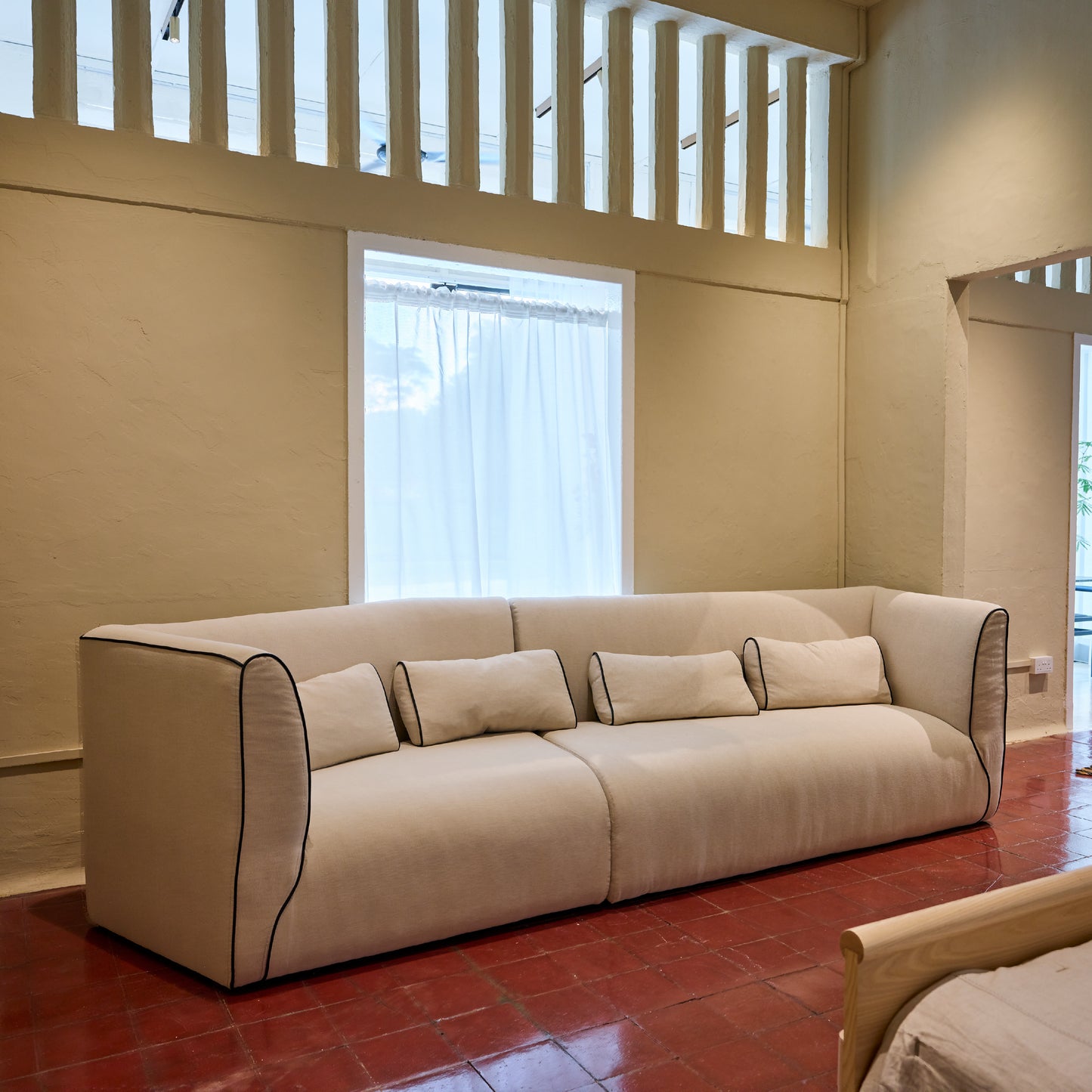 MANHATTAN SOFA
